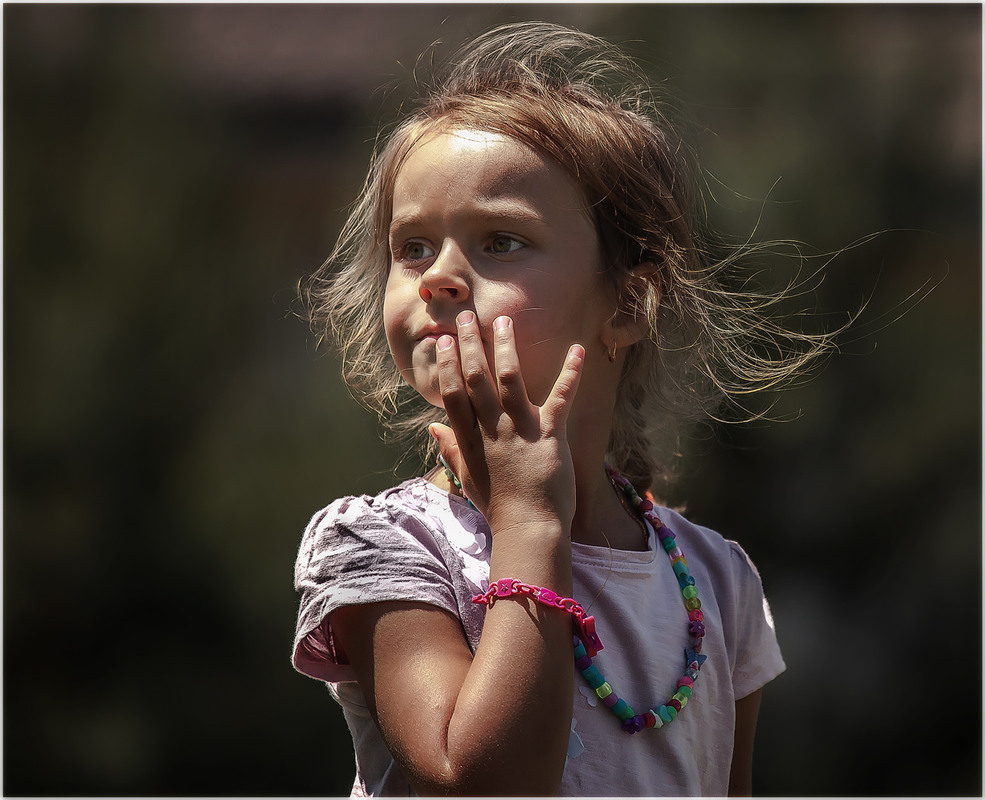 Фотографія Просто девочка...понравился детский взгляд! / Александр Вивчарик / photographers.ua