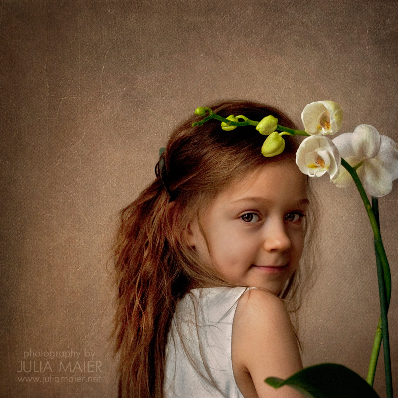 Фотографія girl with orchid / Julia Maier / photographers.ua