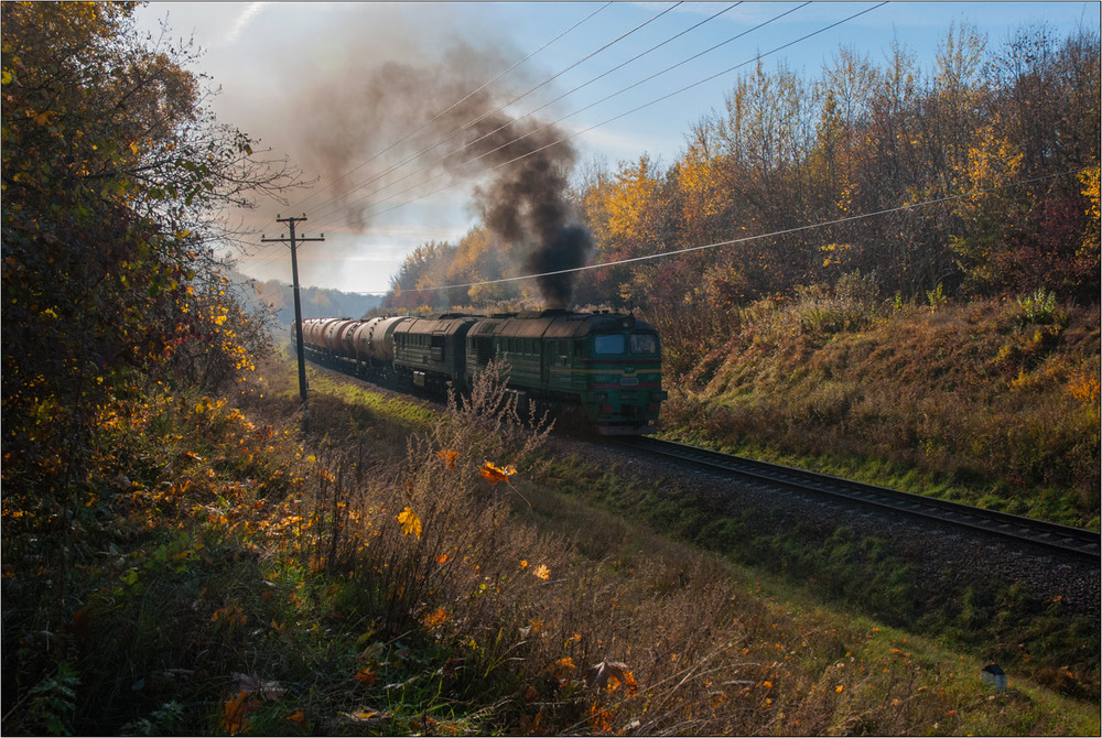 Фотографія Проїзд через осінь / Юрій Веремчук (YurijV) / photographers.ua