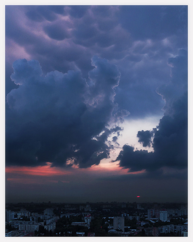 Фотографія Тучи над городом... / Evgeniy Nikitin / photographers.ua