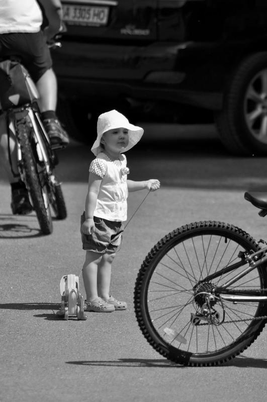 Фотографія Большие колеса для маленького человечка) / photolapa / photographers.ua