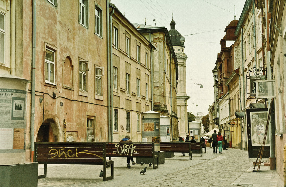 Фотографія вуличками старого міста / photolapa / photographers.ua