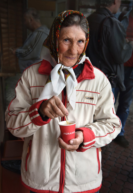 Фотографія женщина с кофе / Синельников Александр / photographers.ua