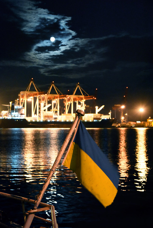 Фотографія вечер в Одесском порту / Синельников Александр / photographers.ua