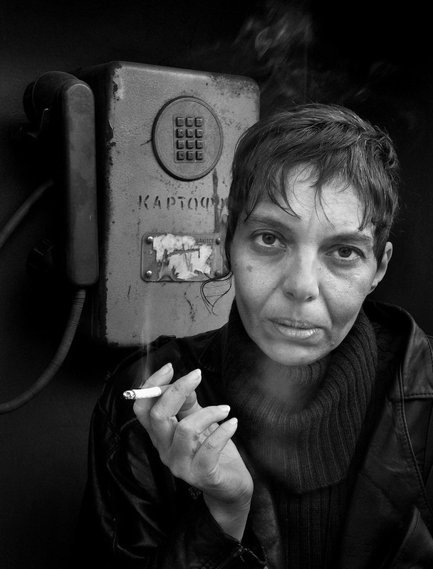 Фотографія женщина с сигаретой / Синельников Александр / photographers.ua