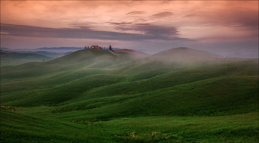 Фотографія Tuscany grassland. / Юрий Шевченко / photographers.ua