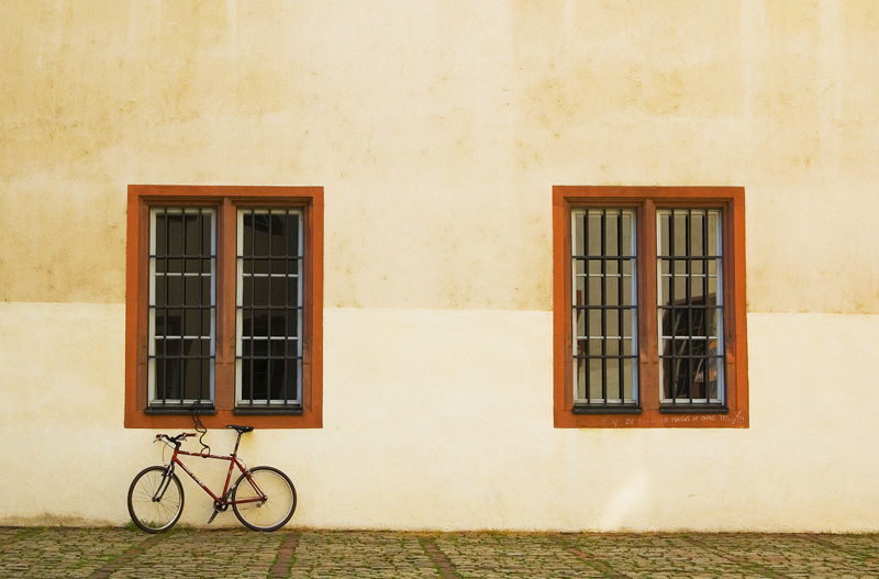Фотографія Два вікна та велосипед / Данило Пуржаш / photographers.ua