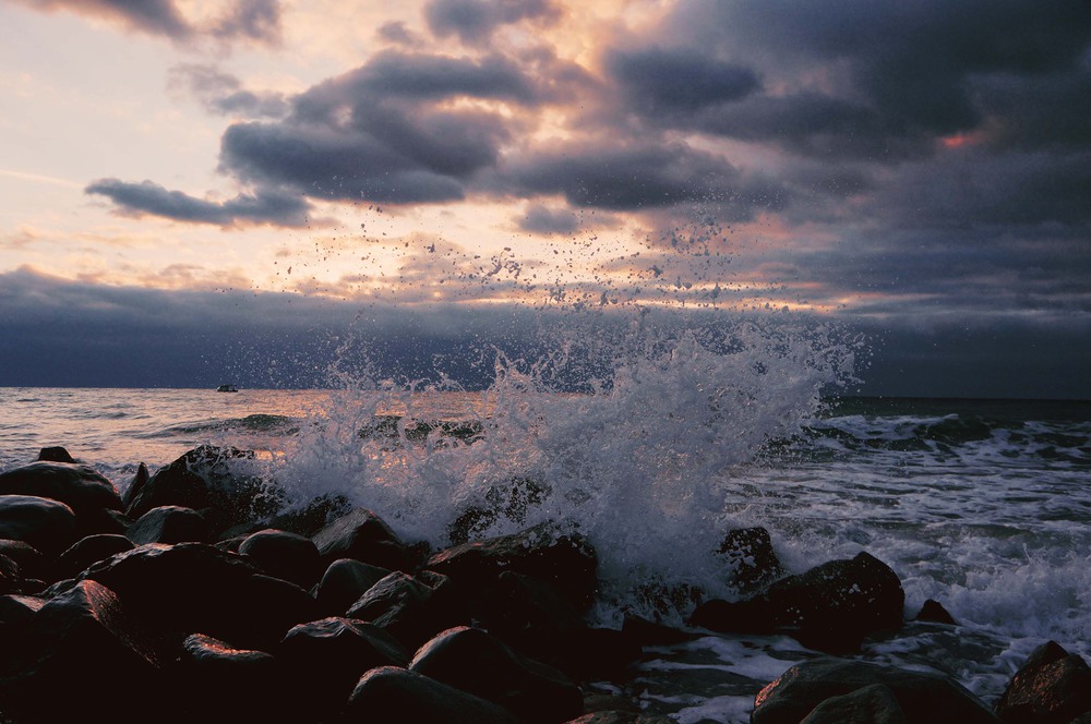 Фотографія Ветер крепчает , вздымаются волны.... / Александр Кобылянский / photographers.ua