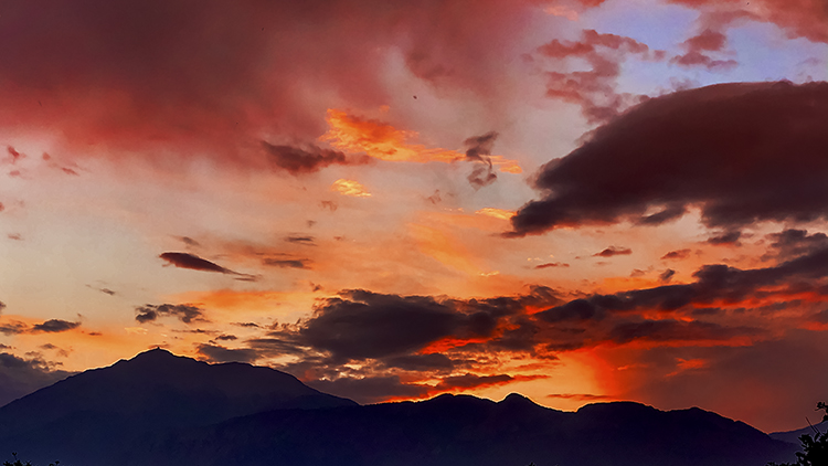 Фотографія Закат Солнца в горах / Валерьян Бек / photographers.ua