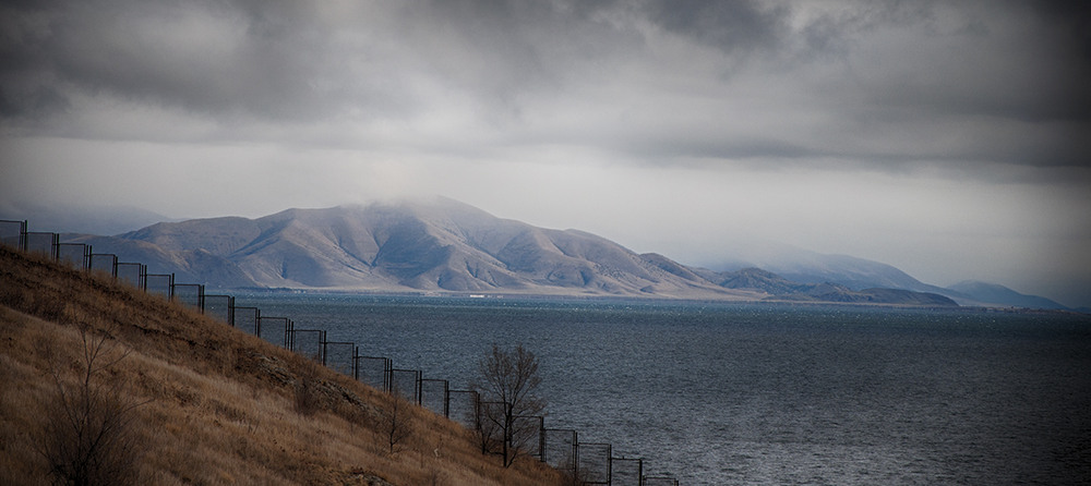 Фотографія озеро Севан. Армения / Anushavan Kazaryan / photographers.ua