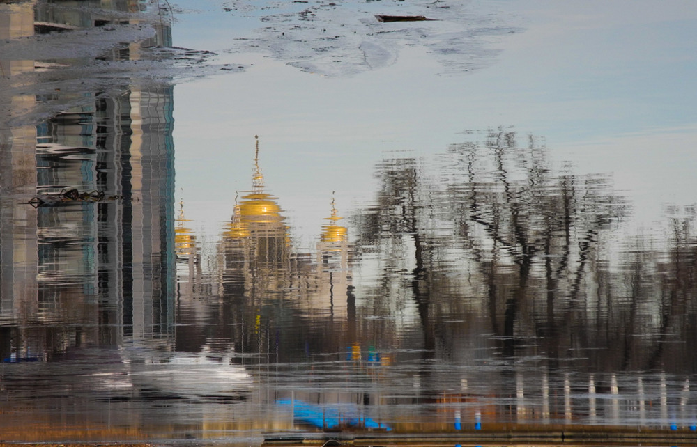 Фотографія город нарисованный рекой / Завриева / photographers.ua