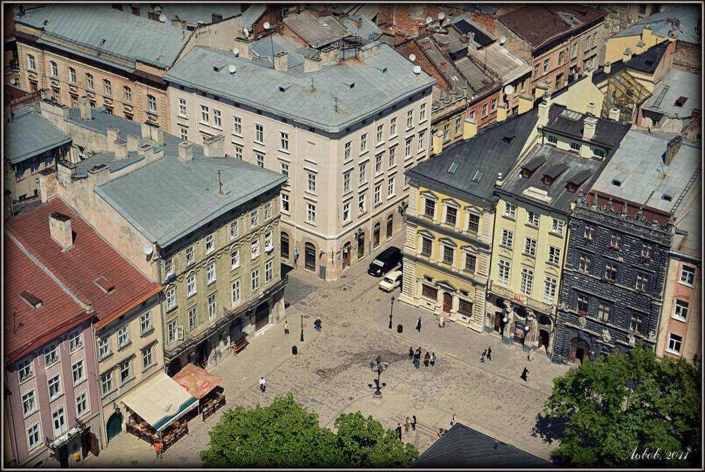 Фотографія Угол Площади Рынок во Львове / Nat St / photographers.ua