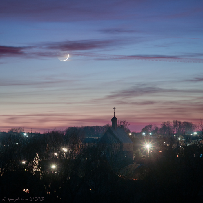 Фотографія Захід Місяця над селом / Любомир Тригубишин / photographers.ua