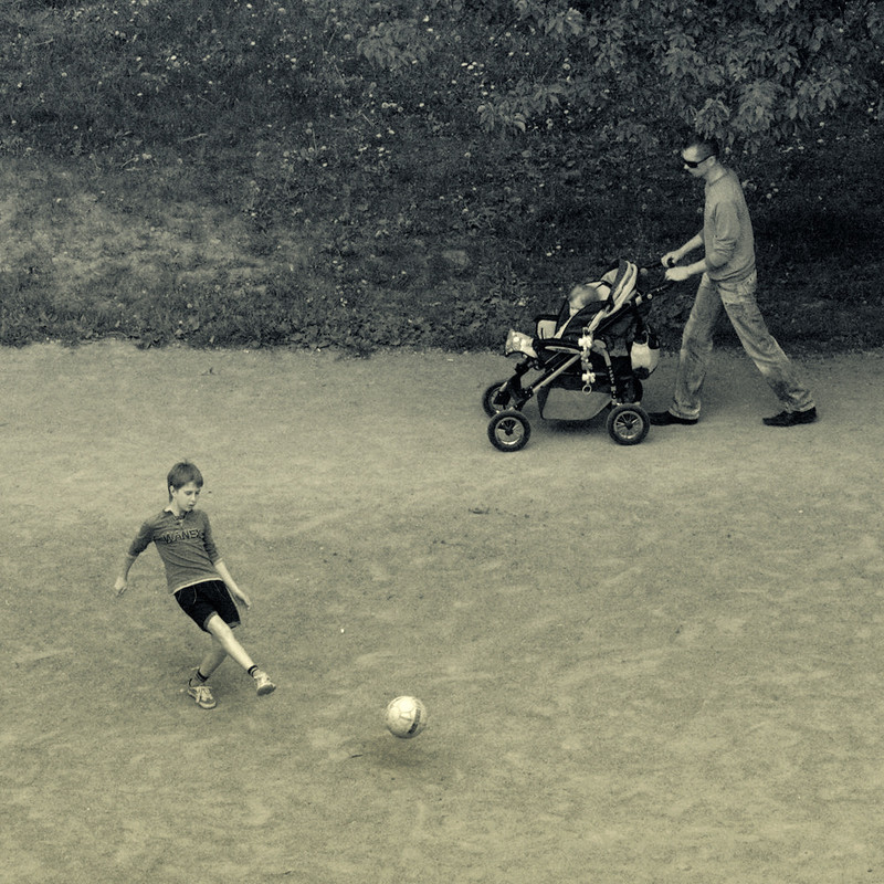 Фотографія Мальчик и мяч 2 / Павел Лядский / photographers.ua