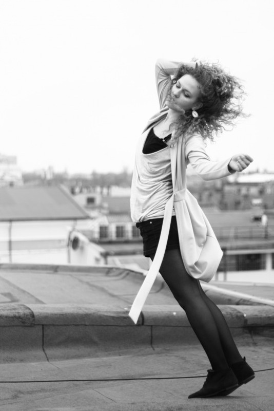 Фотографія танцовщица из студии YES! / marie today / photographers.ua