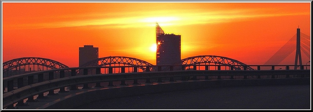 Фотографія захід трьох мостів / Normund Kolberg / photographers.ua