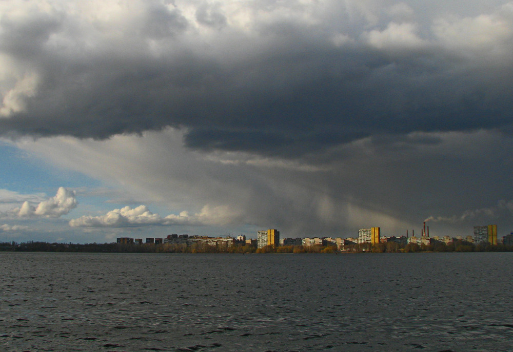 Фотографія Місцями дощ / Роман Кириченко / photographers.ua