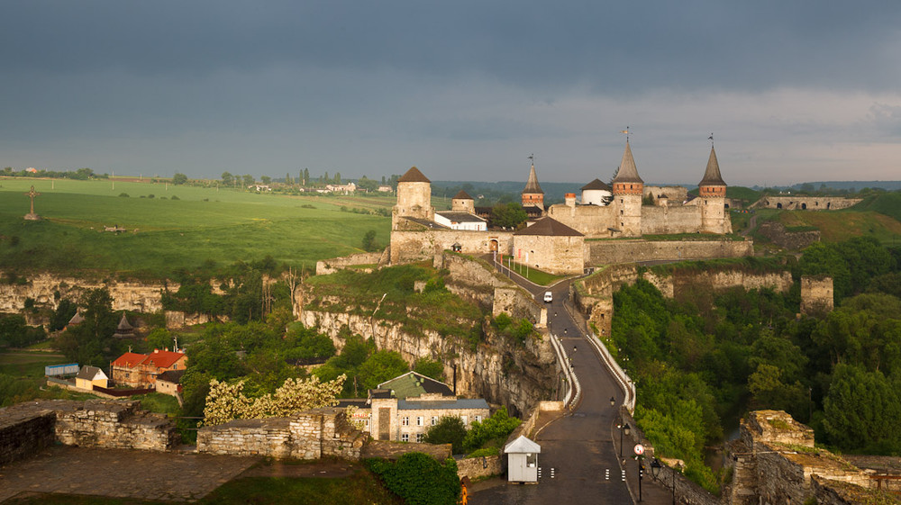 Фотографія Ранковий дощ над фортецею... / Ярослав Тюрменко / photographers.ua