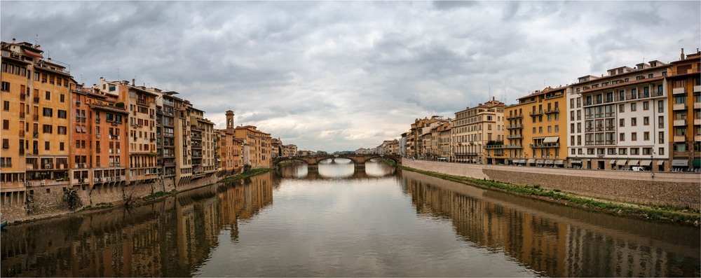 Фотографія View from Poynt Vecchio to the West. Florence, Italy. River Arno. / Евгений Шуляковский / photographers.ua