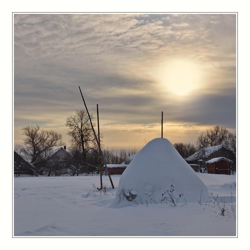 Фотографія зимний этюд со стожком / Oleg Dmitriev / photographers.ua
