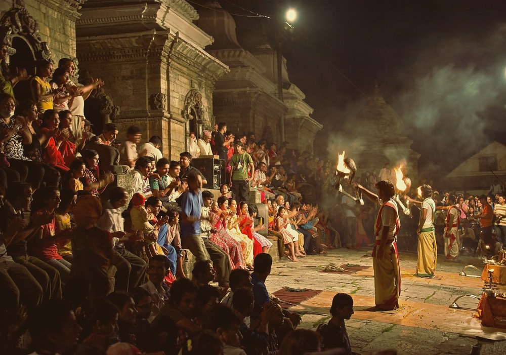 Фотографія Ритуал спалювання померлих в храмі Пашупатинатх. Непал / Анатоль Тишкевич / photographers.ua