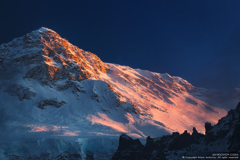 Фотографія Kambachen Peak (7,903 m) / Антон Янковой / photographers.ua