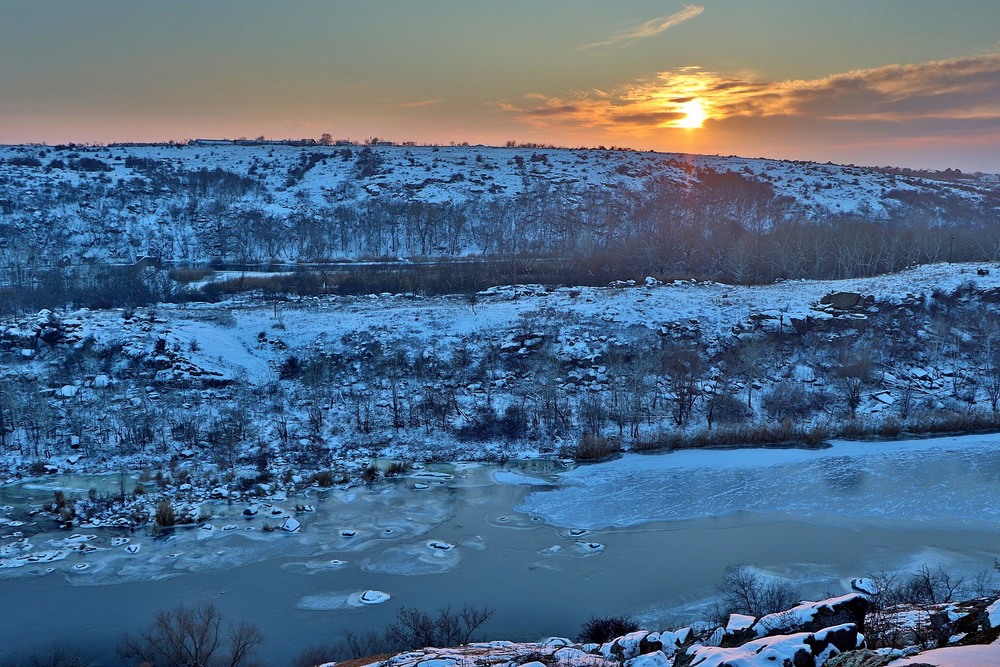 Фотографія Зимовий вечір над Бугом... / Олександр Бурдейний / photographers.ua