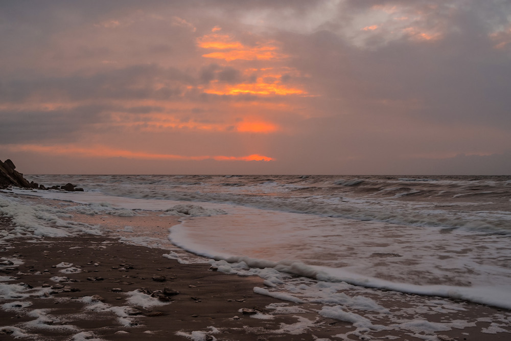 Фотографія Морська піна на світанку / Valery Kalmykov / photographers.ua