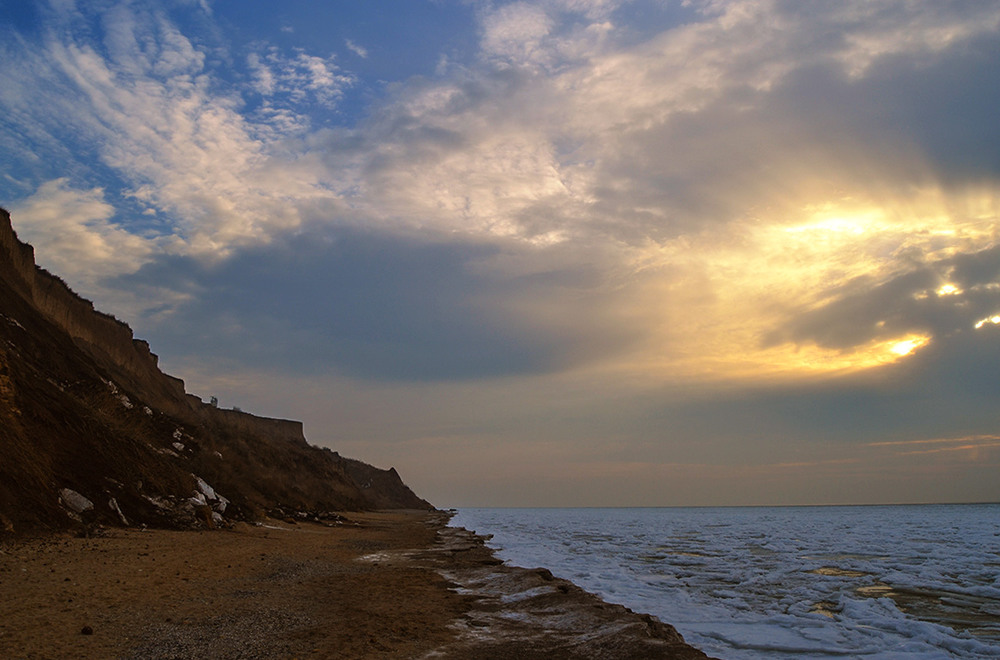 Фотографія The Sea in early February / Valery Kalmykov / photographers.ua