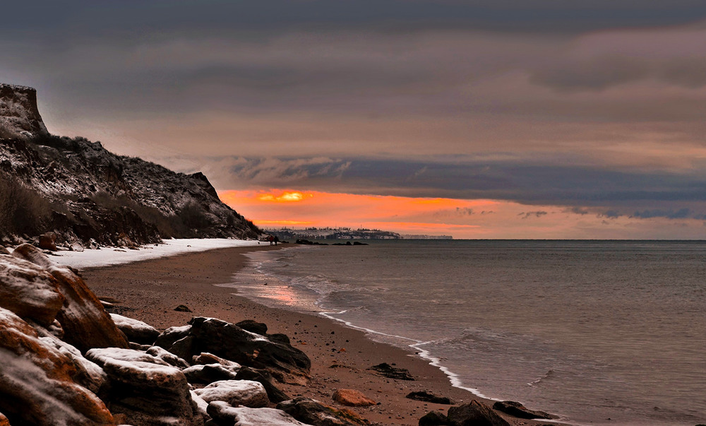 Фотографія Лютневий ранок на морі / Valery Kalmykov / photographers.ua
