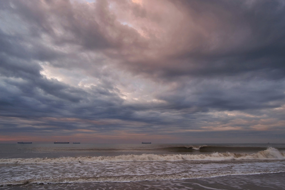 Фотографія Opposite side from sunrise / Valery Kalmykov / photographers.ua