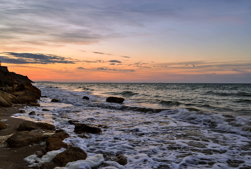 Фотографія Хвилювання моря на світанку / Valery Kalmykov / photographers.ua