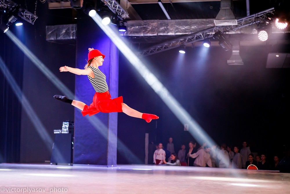Фотографія Стрибок у танці / Виктор Плясов / photographers.ua