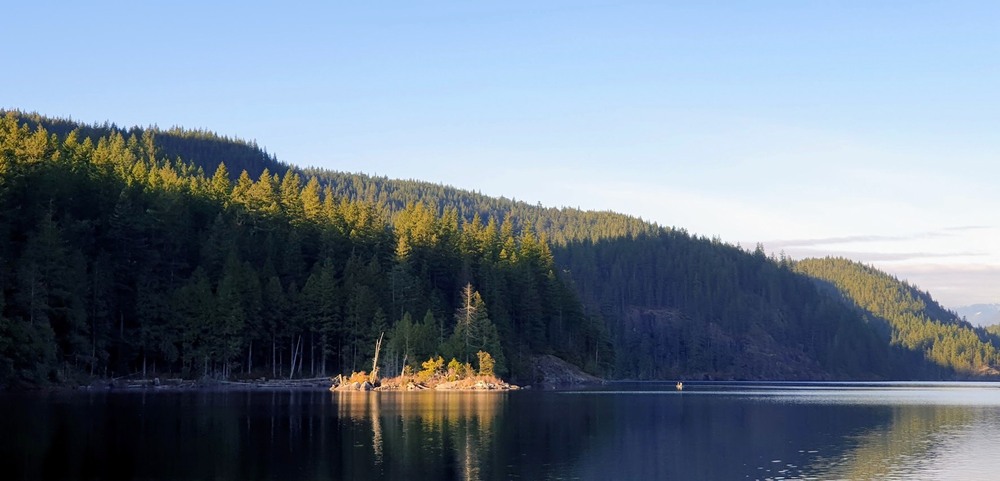 Фотографія Trip to "Buntzen Lake Recreation Area". Поездка в "Зону отдыха на озеро Бунцен". / Ольга / photographers.ua