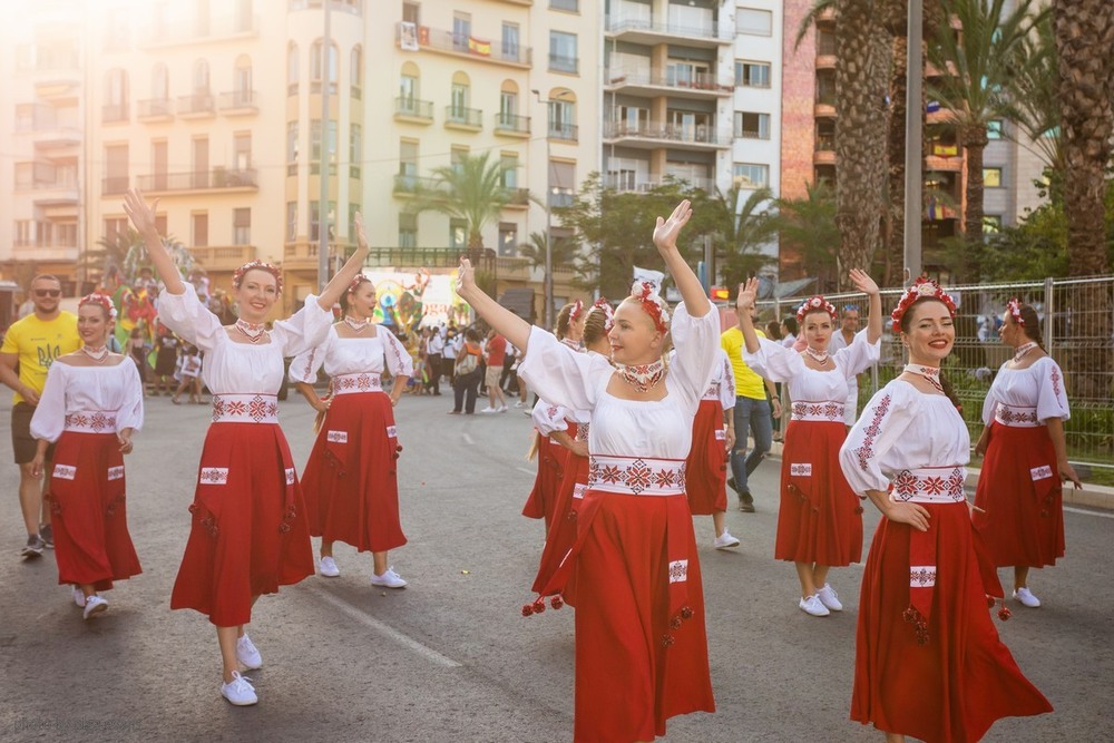 Фотографія Українці на фестивалі Hogueras  в Іспанії / Ольга Эванс / photographers.ua