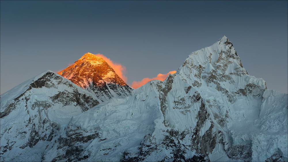 Фотографія Эверест в лучах заходящего солнца / Roman Stativka / photographers.ua
