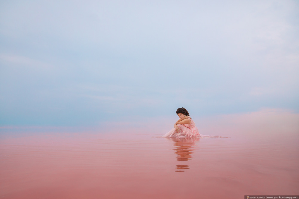 Фотографія Фотосессия на розовом озере в Крыму #3 / Сергей Юшков / photographers.ua