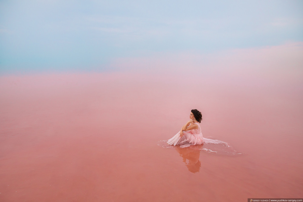 Фотографія Фотосессия на розовом озере в Крыму #4 / Сергей Юшков / photographers.ua