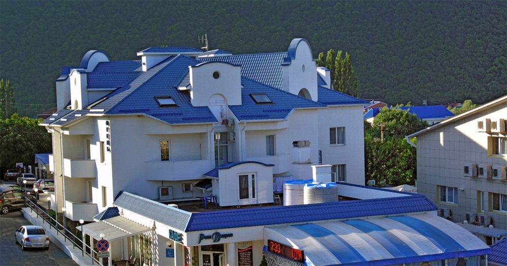 Фотографія 0522  Блакитний готель / Valziwa / photographers.ua