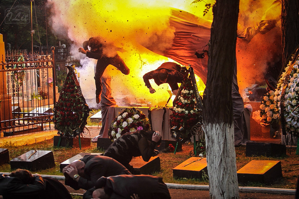 Фотографія Взрыв на кладбище / Игорь Литвиненко / photographers.ua