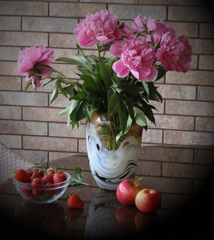Фотографія Пионы и фрукты / Потемкина Оксана / photographers.ua