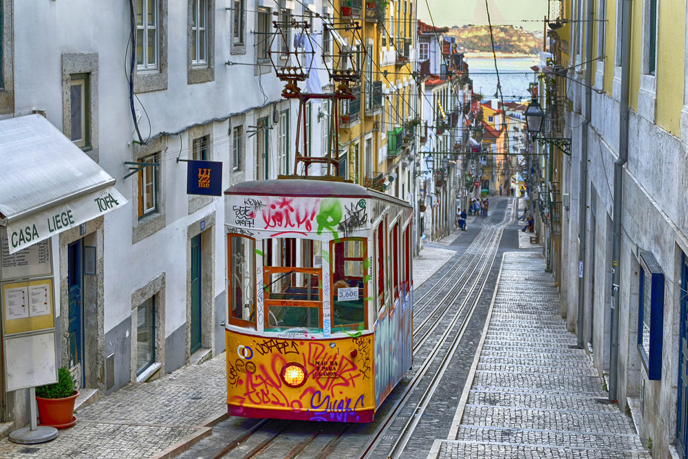 Фотографія Трамвайчик в Ліссабоні / Орест Блажиєвський / photographers.ua