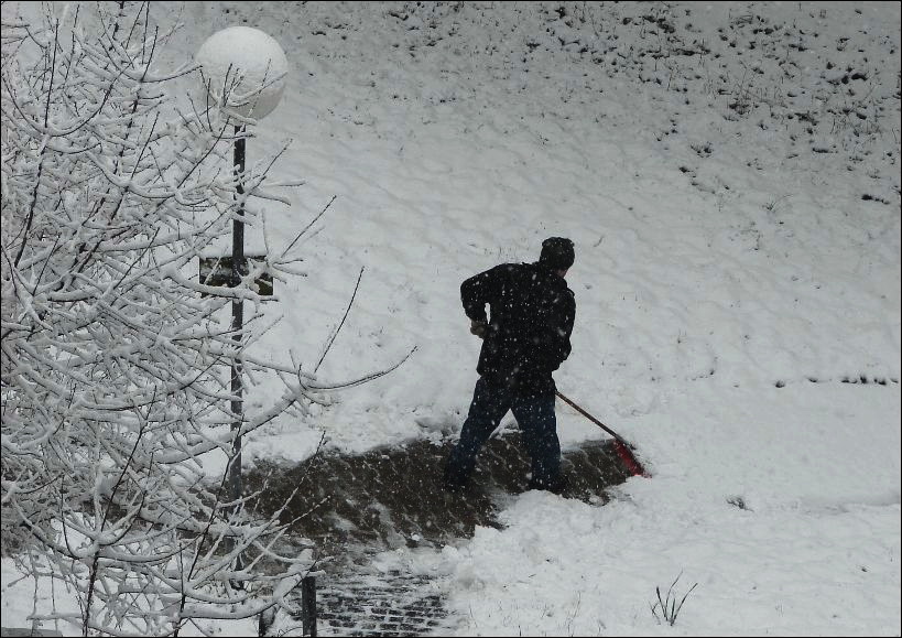 Фотографія А снег идёт... / Михаил Немировский / photographers.ua