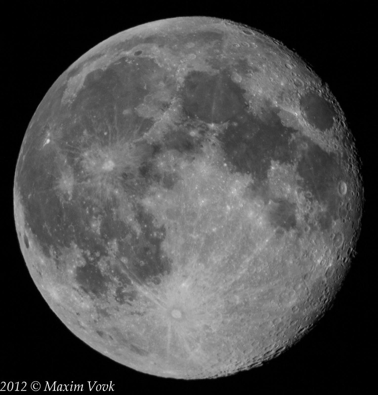 Фотографія Луна через телескоп / Максим Вовк / photographers.ua