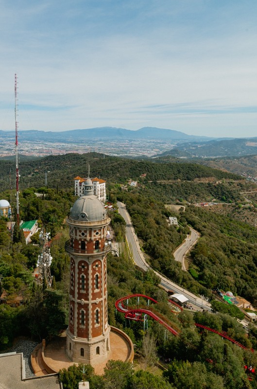 Фотографія Torre de les Aigües de Dos Rius From Tibidabo / Ігор Берегівський / photographers.ua