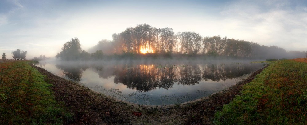 Фотографія Туманное утро, холодный рассвет. / Валерий ПЕТРИЧЕНКО / photographers.ua