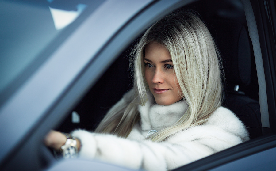 Фотографія Осторожно , блондинка за рулем ;) / Aleksandr Kravtsov / photographers.ua