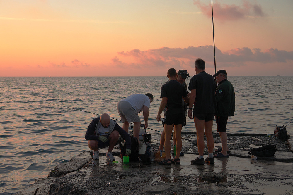 Фотографія Ну а що то за риболовля, якщо не по 100 грам до світанку? / Олексій Стеценко / photographers.ua
