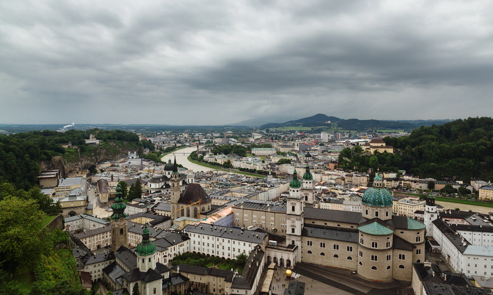 Фотографія Зальцбург тоне в зелені і дощу / udavblog / photographers.ua