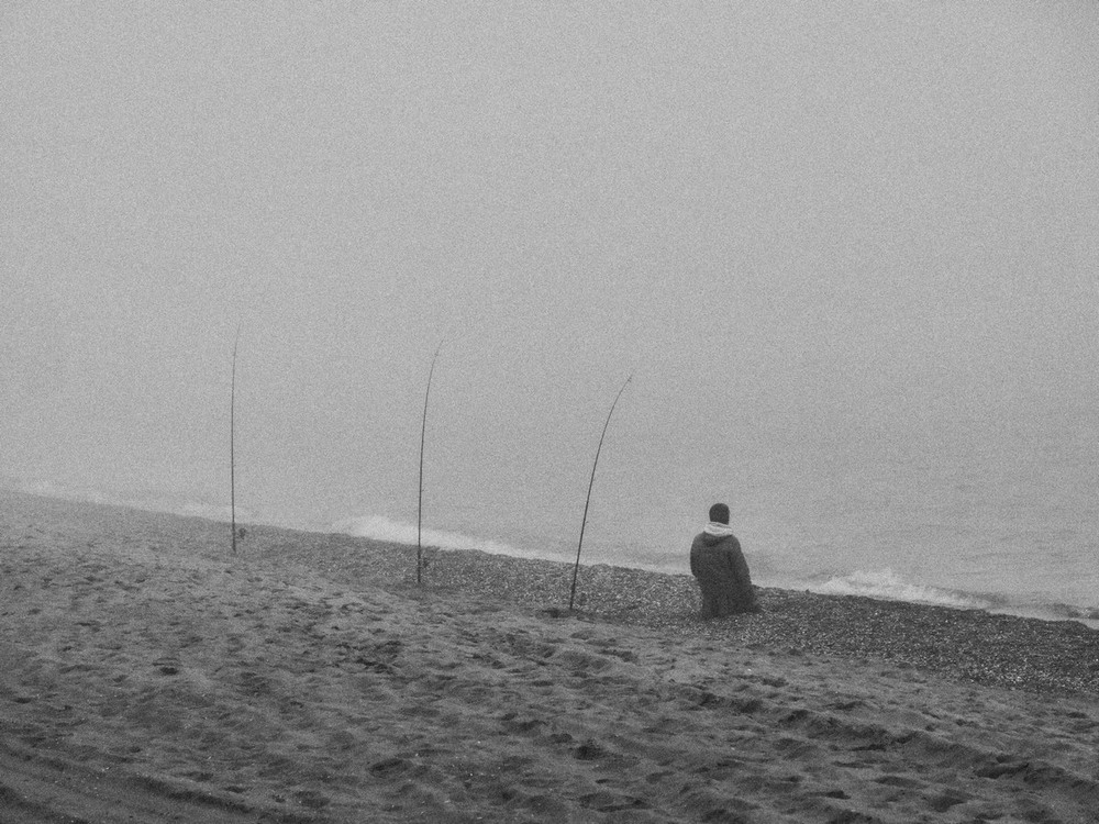 Фотографія "Не надейся, рыбак, на погоду..." Юрий Олеша / Mikhailova / photographers.ua
